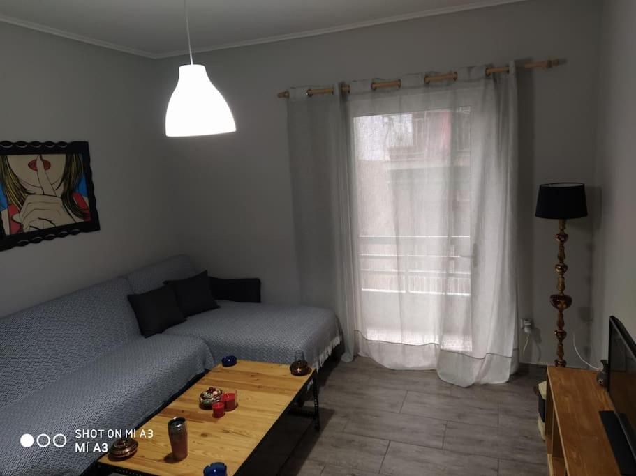 Nice& Cozy Flat 1Min From The Heart Of Athens.Wifi Exterior photo